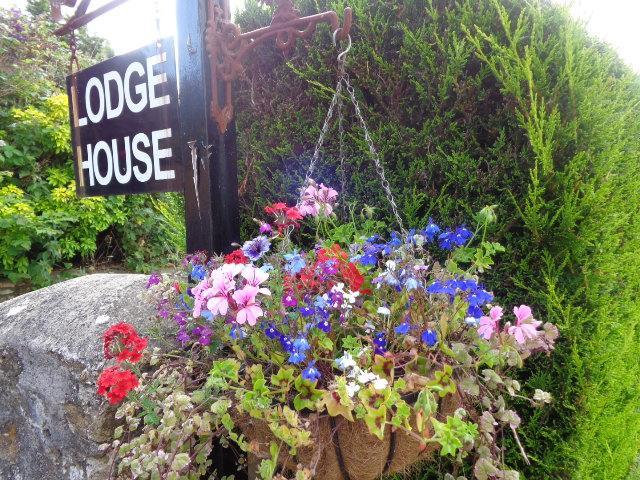 Lodge House B&B Buckland St Mary Esterno foto