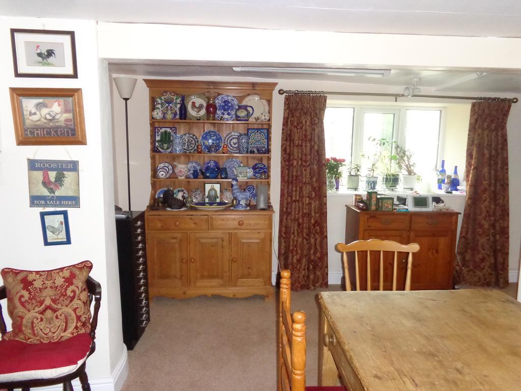 Lodge House B&B Buckland St Mary Esterno foto